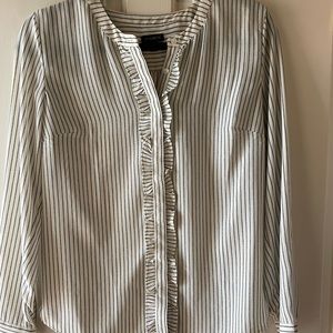 EUC Talbots Long Sleeve Ruffle Front White with Black XS Blouse